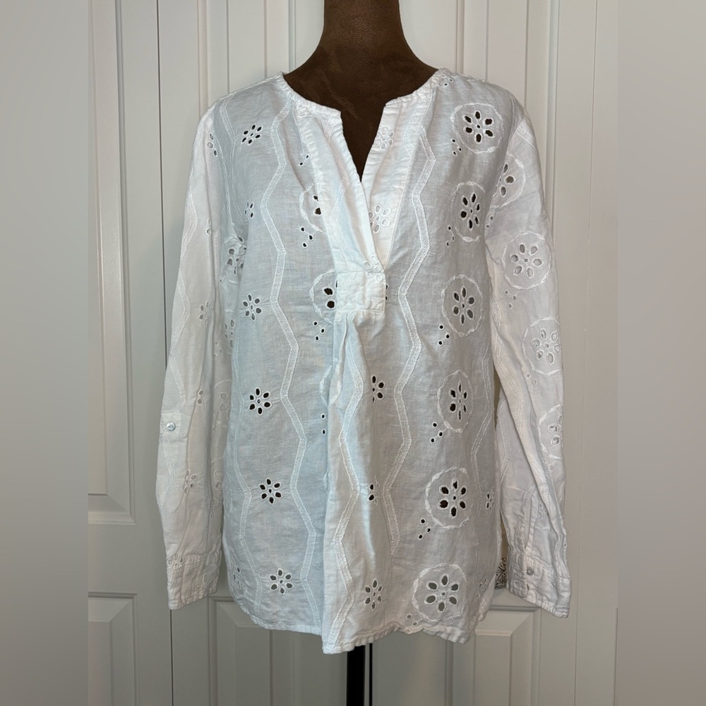 Christian Siriano White Sand Dollar Eyelet Linen Cotton Blouse, Size Medium